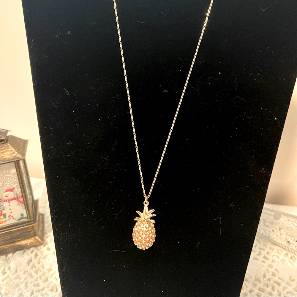 NEW Pineapple diamond necklace